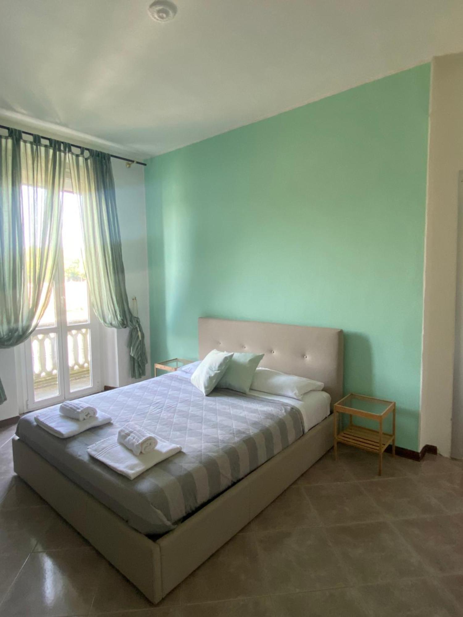 Domus Lungo Ticino Apartment Pavia Bagian luar foto